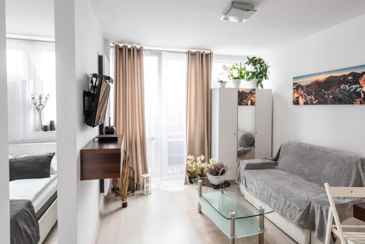 Alma Apartments Grzybowska Varsó Kültér fotó